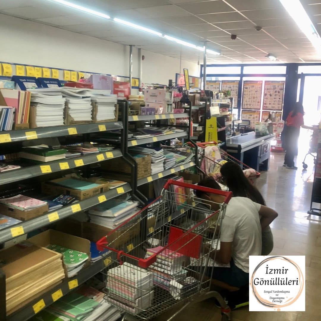 İzmir Gönüllüleri Gıda Marketi ve Gıda Dağıtımları