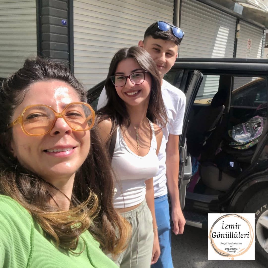 İzmir Gönüllüleri Gıda Marketi ve Gıda Dağıtımları