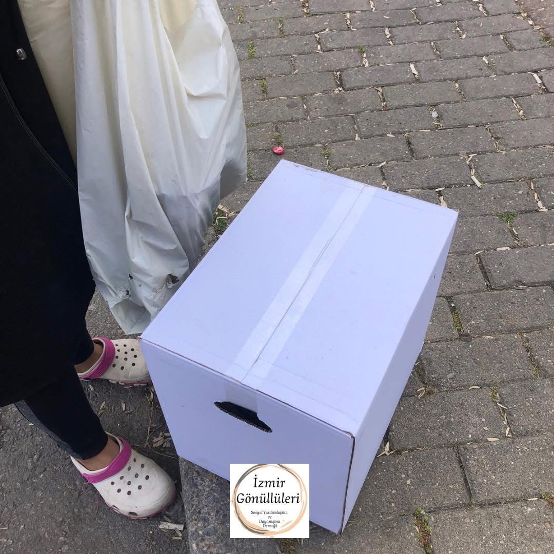 İzmir Gönüllüleri Gıda Marketi ve Gıda Dağıtımları